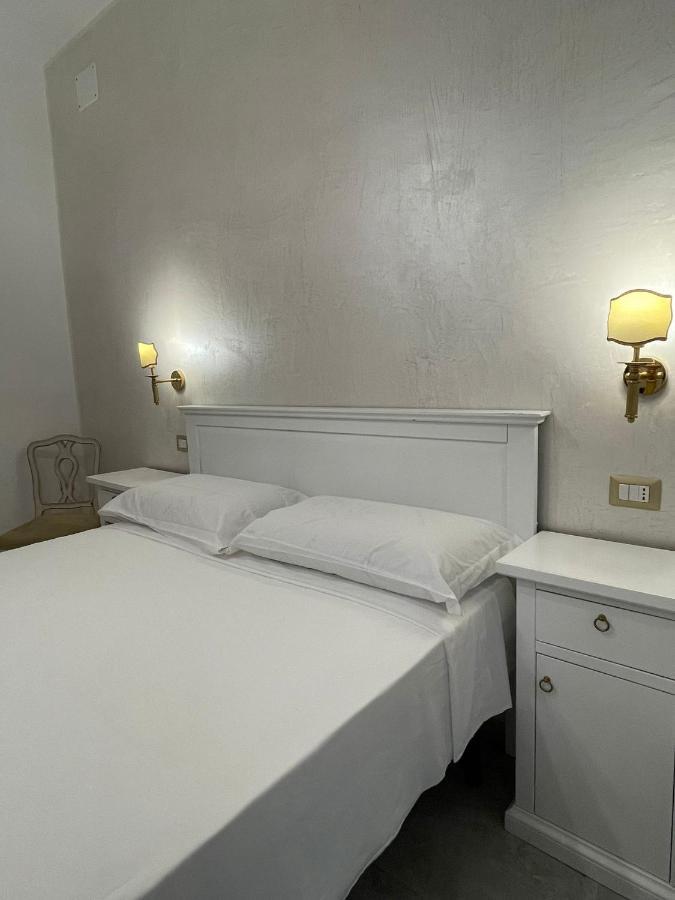 La Casa In Centro Hotel Salerno Kültér fotó