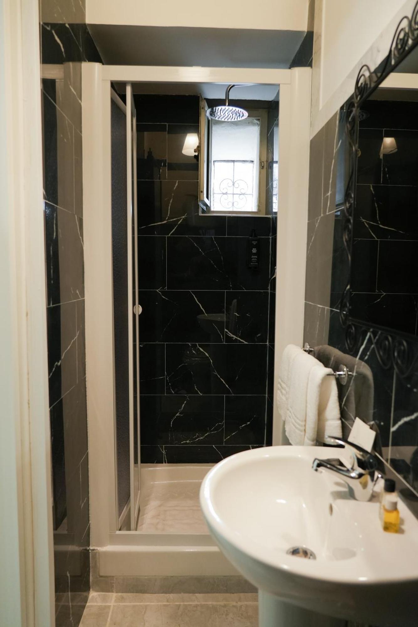 La Casa In Centro Hotel Salerno Kültér fotó