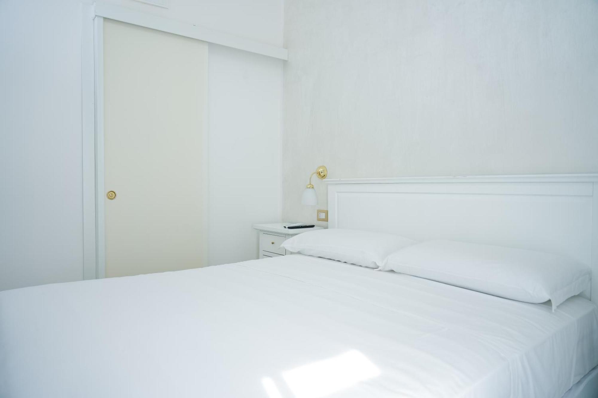 La Casa In Centro Hotel Salerno Kültér fotó